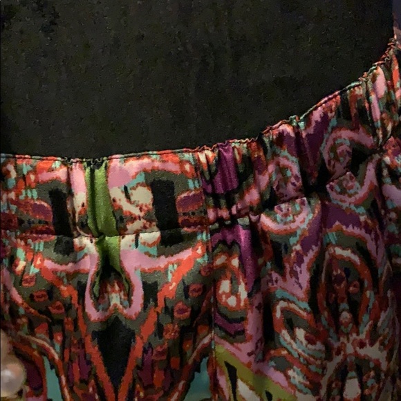 Beautiful print skirt - Picture 4 of 4